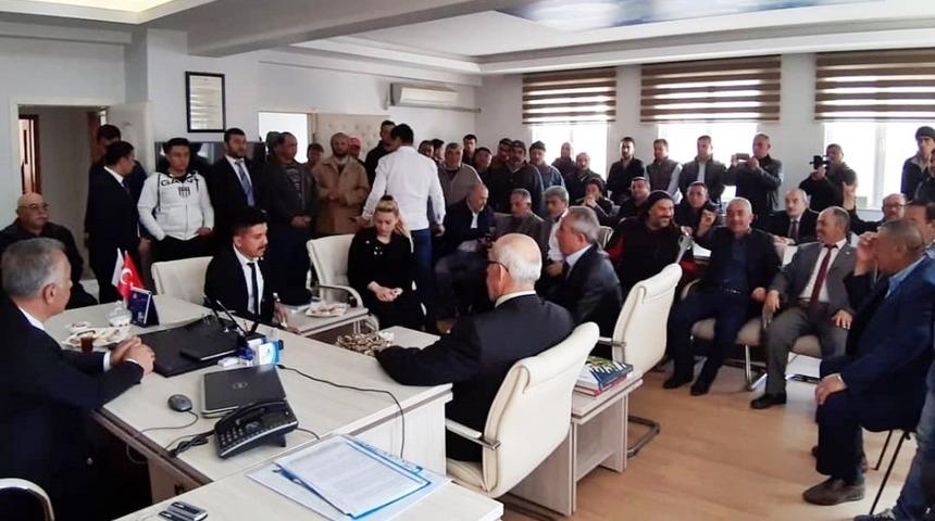 Mazbatasını alan Ocaklı görevine başladı