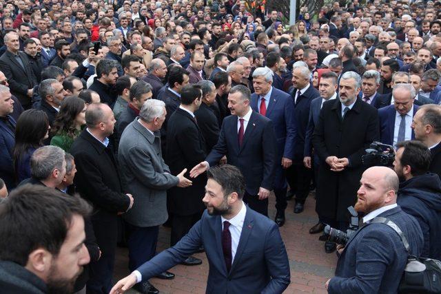 Büyükşehir Belediyesi’nde Tahir Büyükakın dönemi