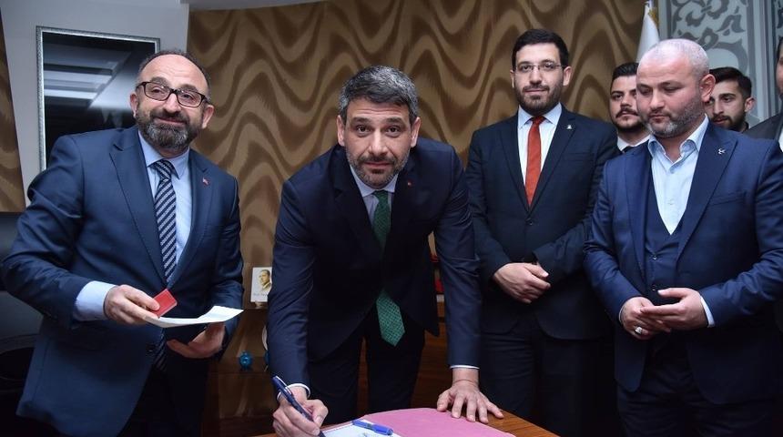 Kartepe&rsquo;de Başkan Kocaman m&uuml;hr&uuml; devraldı