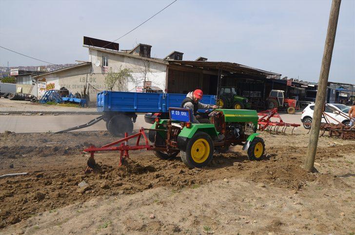 Parası yetmeyince 5 bin liraya kendi traktörünü yaptı G4