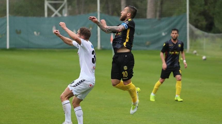 Yeni Malatyasporlu futbolcu Adem Büyük'ten transfer açıklaması