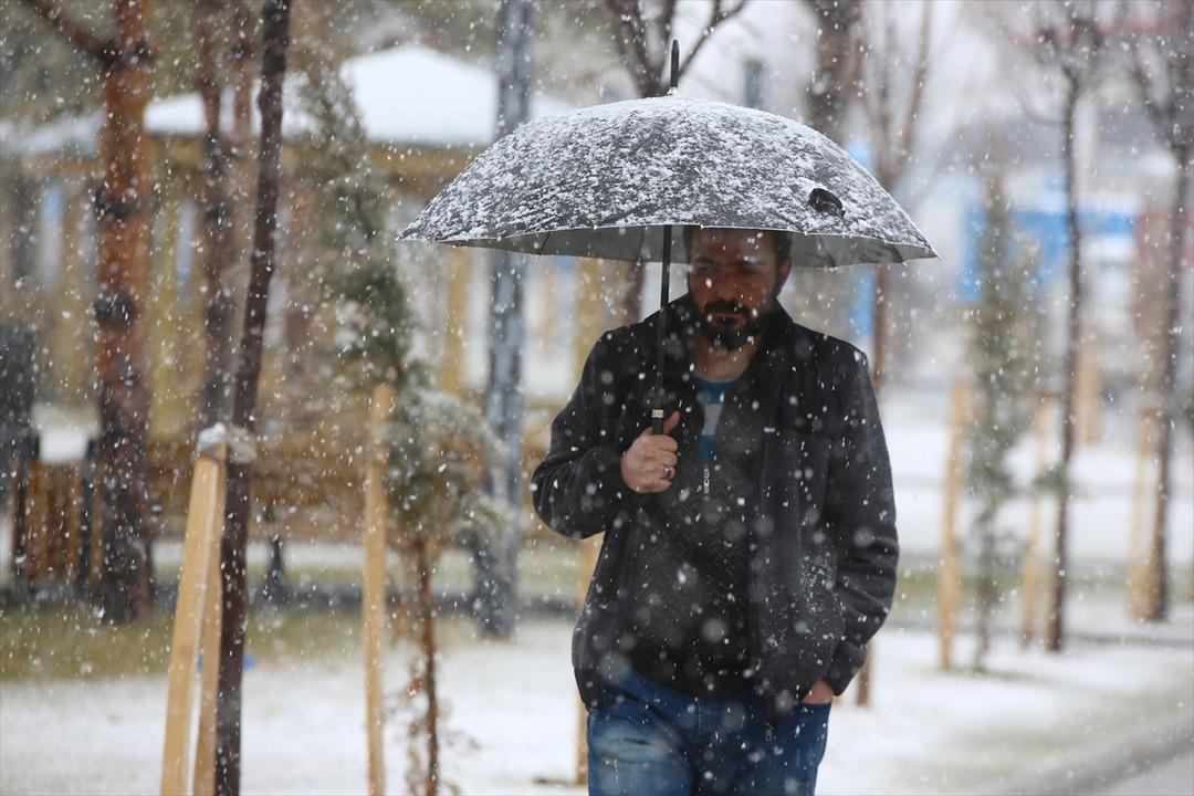 4 ilde Nisan ayında kar s&uuml;rprizi 