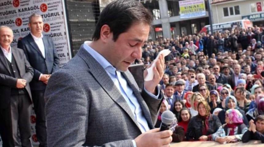 Devir teslim t&ouml;reninde vekil g&ouml;z yaşlarına hakim olamadı