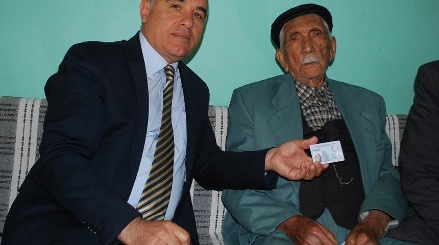 Manisa&rsquo;da 105&rsquo;lik dedeye yeni kimlik