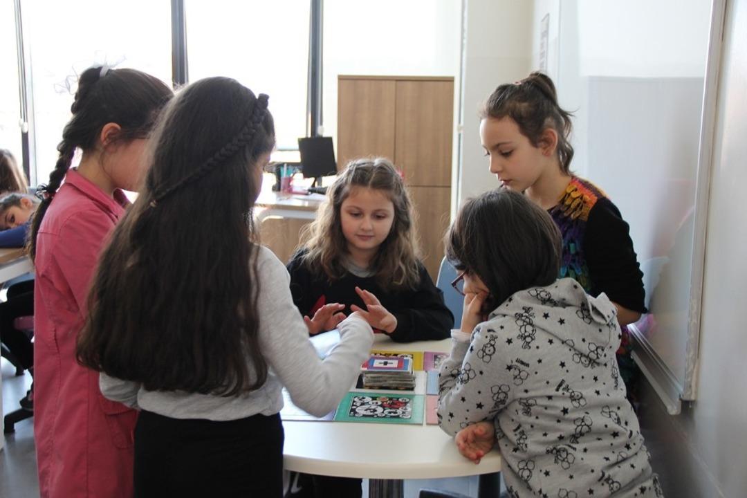 &Ccedil;ocuklar Dikkat At&ouml;lyesi ile bilin&ccedil;leniyor