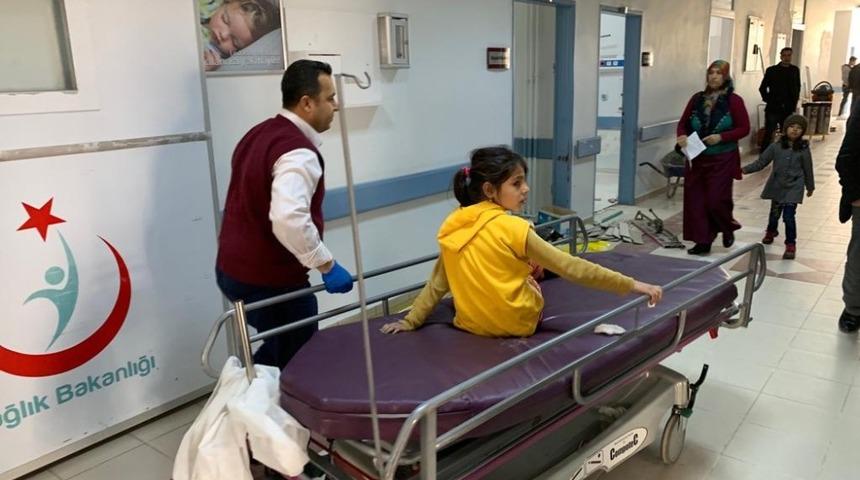 Otomobil &ccedil;ocuğa &ccedil;arpıp ka&ccedil;tı