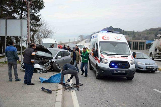 Düzce Zonguldak karayolunda kaza; 2 yaralı