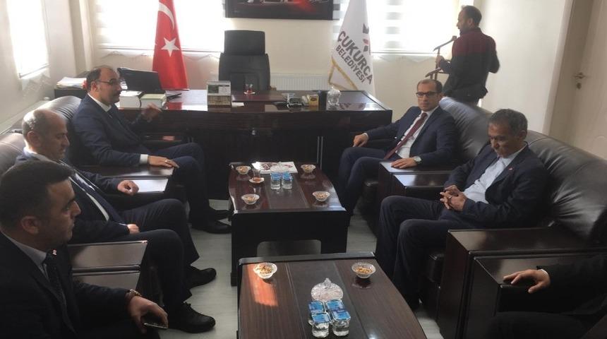 AK Parti’li Dündar, görevi kayyumdan devraldı