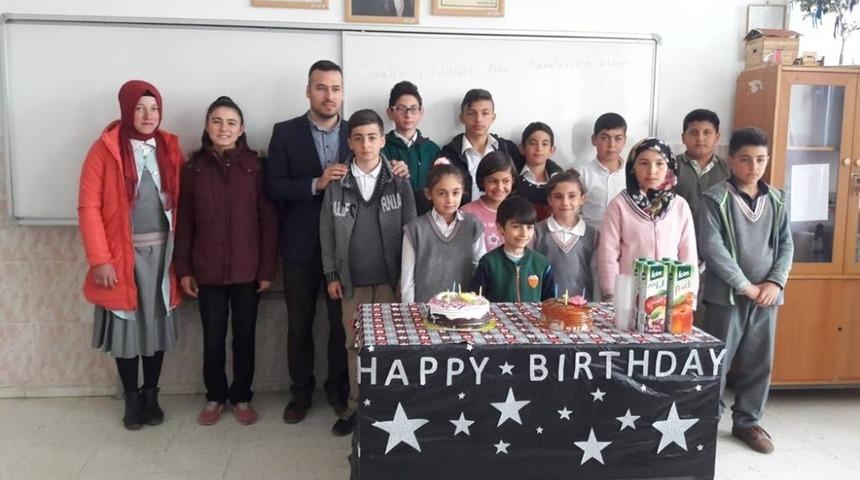 Sungurlu&rsquo;da 376 &ouml;ğrencinin doğum g&uuml;n&uuml; kutlandı