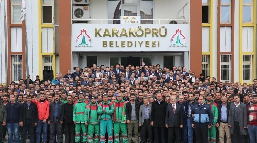 Karak&ouml;pr&uuml; Belediye Başkanı Metin Baydili mazbatasını aldı