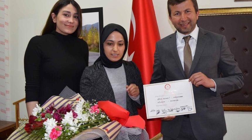 Başkan Bilal Demirci mazbatasını aldı