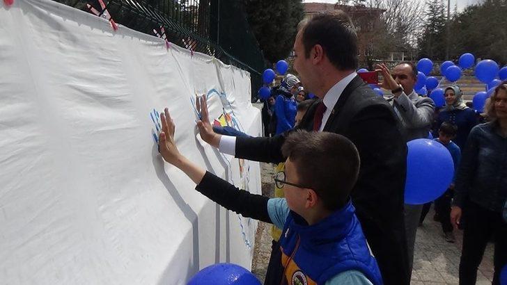 Altıntaş’ta Dünya Otizm Farkındalık Günü etkinliği G3