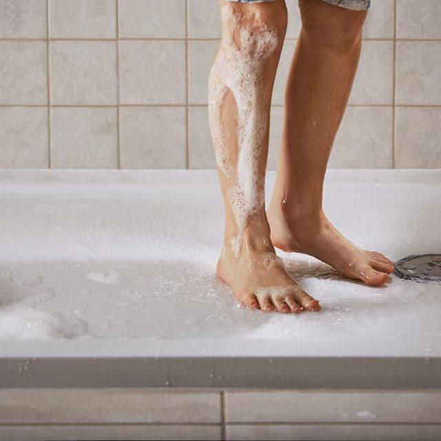 mira-flight-safe-shower-tray-feet