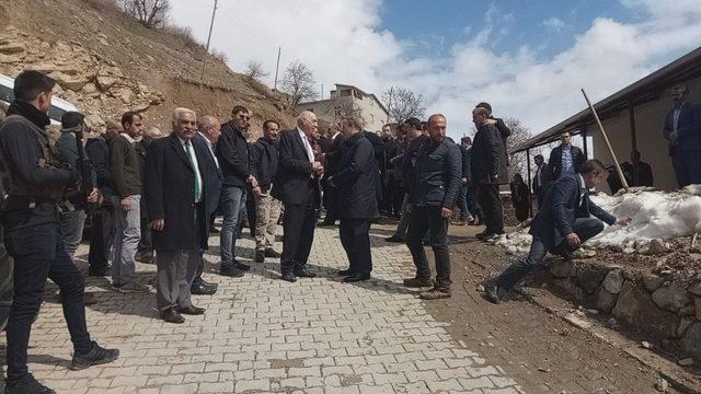 AK Parti’li Kartal’dan ‘hayırlı olsun’ ziyaretleri