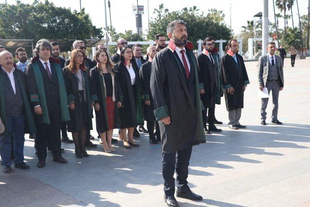 Mersin’de Avukatlar Günü kutlandı