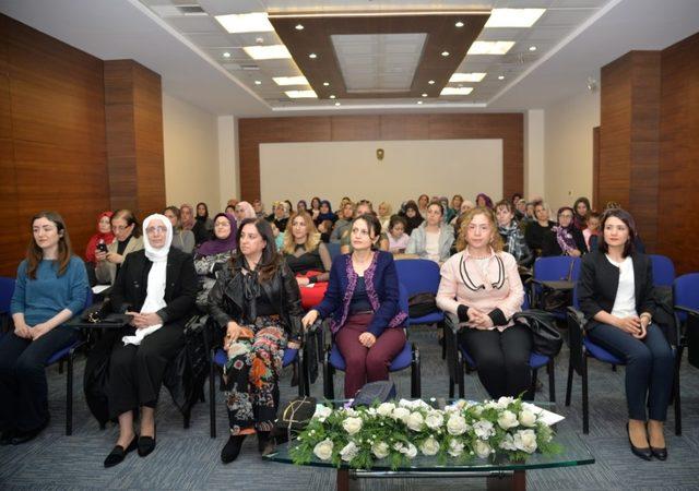 Kocaeli’de yaşayan Mardinli kadınlara kadın sağlığı eğitimi