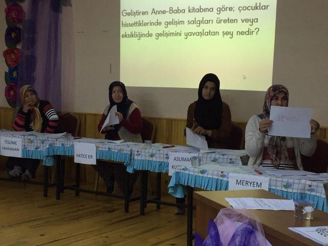 Adana’da veliler arasında kitap okuma yarışması