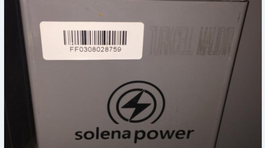 Baz istasyonunun bataryaları &ccedil;almaya &ccedil;alışırken yakalandı