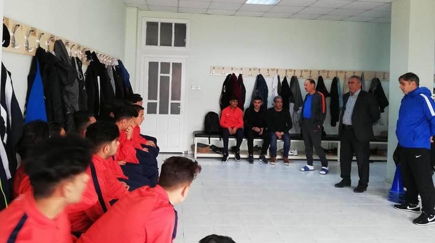 Malatya Yeşilyurt Belediyespor U17 takımı için uğurlama töreni