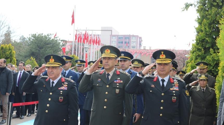 Atat&uuml;rk&rsquo;&uuml;n Diyarbakır&rsquo;ın fahri hemşehriliğini kabul&uuml; kutlandı