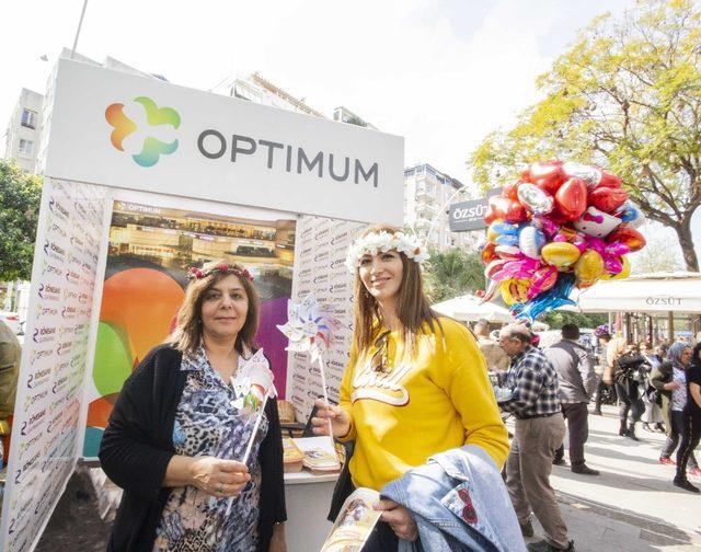 Optimum karnavala Armillaria Korteji ile katılıyor