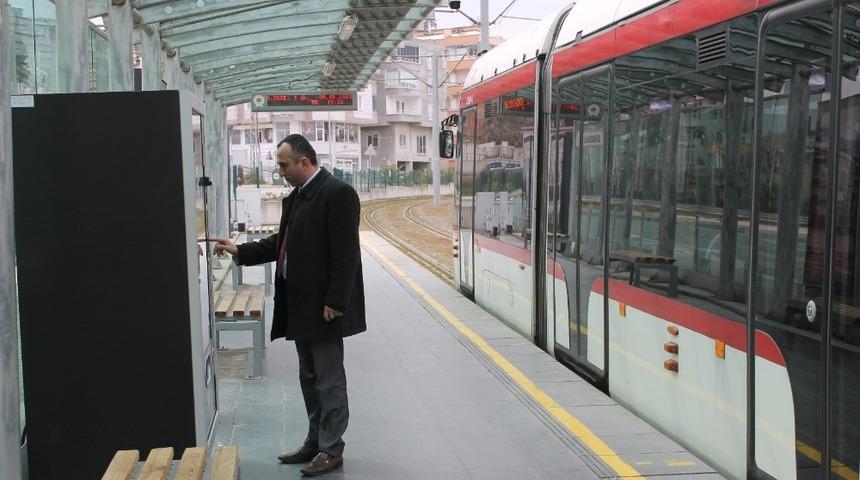 9 istasyona yiyecek ve i&ccedil;ecek otomatı