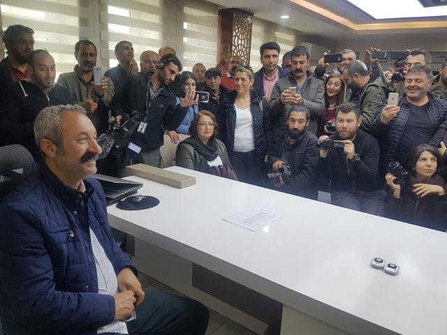 Tunceli'de Maçoğlu, mazbatasını aldı (2)