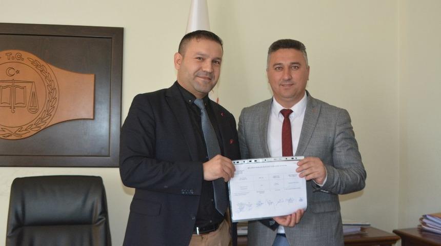 Bayram ve Balkan mazbatasını aldı