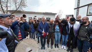 'Komünist Başkan' göreve böyle başladı!