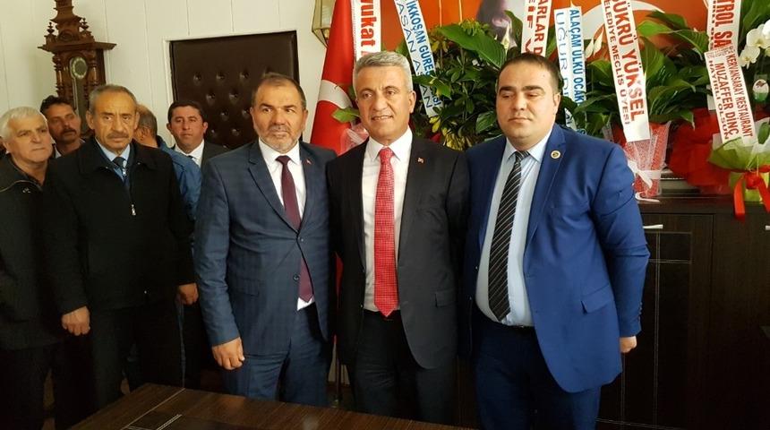 Alaçam Belediyesi’nde devir teslim töreni