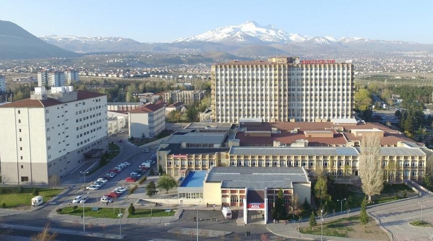 ER&Uuml; Sağlık Uygulama ve Araştırma Merkezi Hastanelerinin Uluslararası Başarı