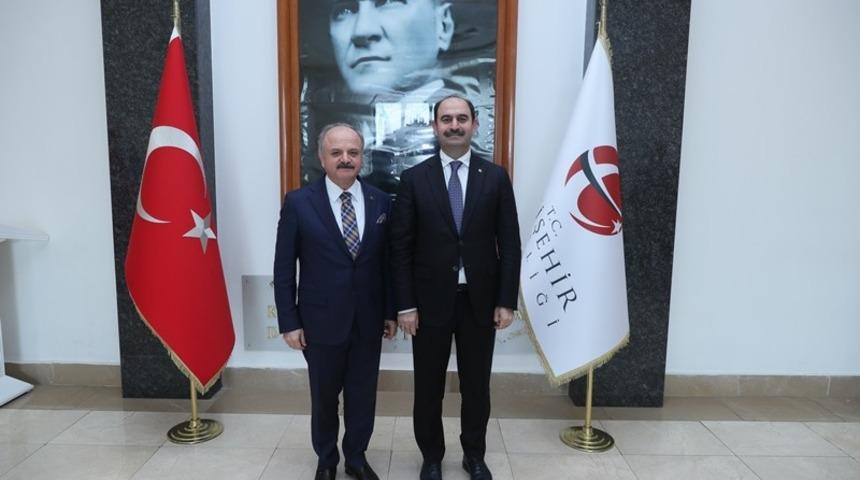 Vali &Ccedil;akacak, PTT Genel M&uuml;d&uuml;r&uuml; Bozgeyik&rsquo;i kabul etti