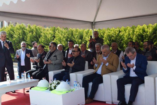 Aliağa’da Hacı Tahir Şimşek Camii’nin temeli dualarla atıldı