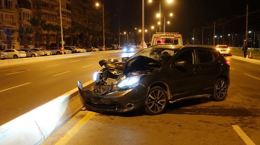İzmir'de trafik kazaları: 1 &ouml;l&uuml;, 1 yaralı