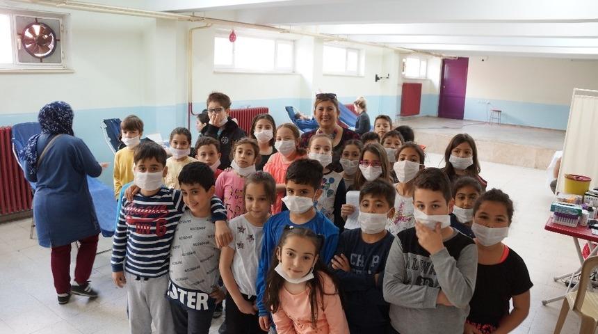 Efeler Ticaret Odası İlkokulu&rsquo;nda kan bağışı kampanyası d&uuml;zenlendi