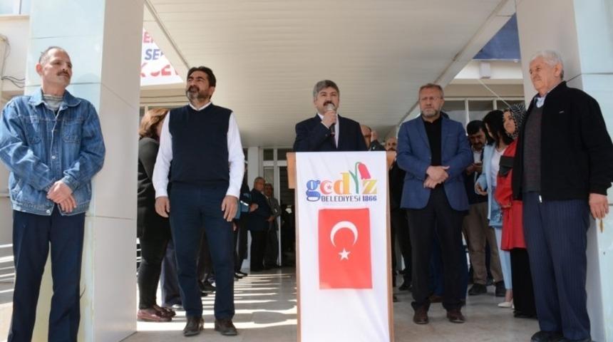 Başkan Ak&ccedil;adurak dualarla g&ouml;revine başladı