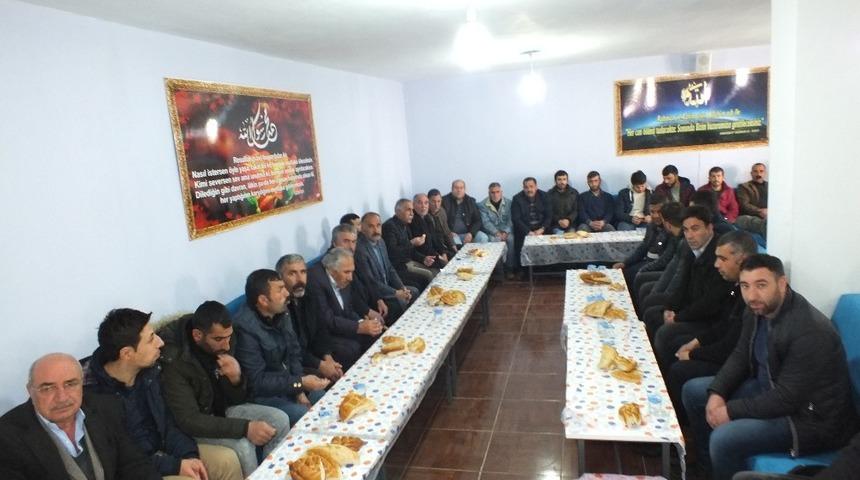 Muhtar Eren’den bin kişiye teşekkür yemeği