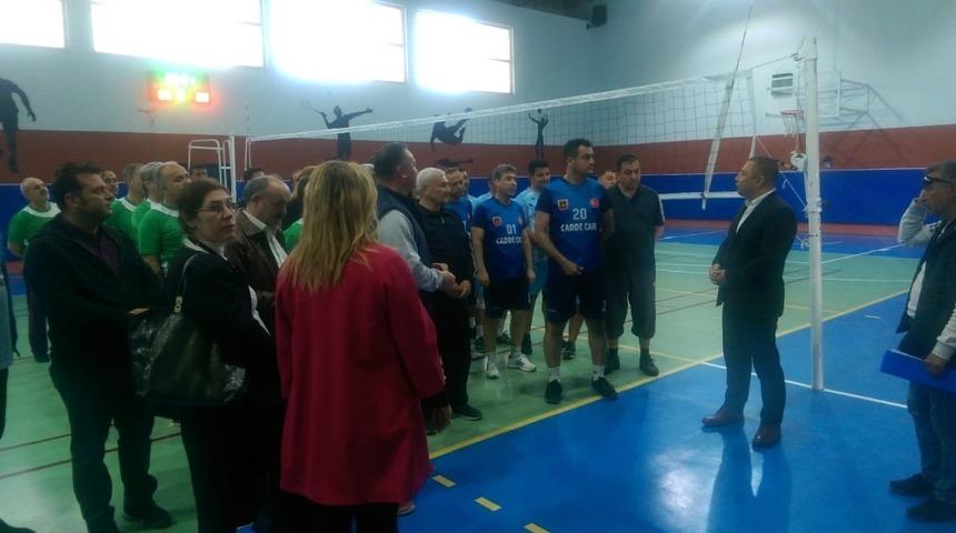 Bozyazı Kurumlar Arası Kaymakamlık Voleybol Turnuvası başladı