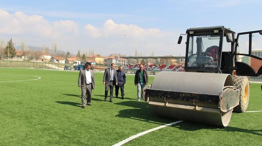Dumlupınar il&ccedil;e stadı geniş kapsamlı bakıma alındı