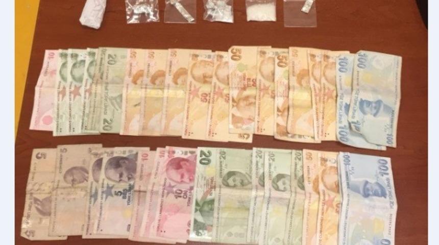 Polis uyuşturucu tacirlerine göz açtırmıyor