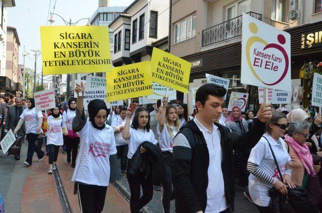 Kansere dikkat çekmek için yürüdüler