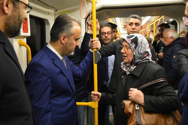 Aktaş metroda vatandaşları dinledi