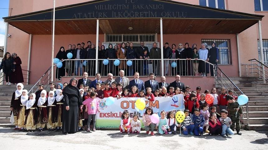 Vali Pehlivan Otizm Farkındalık Etkinliğine katıldı