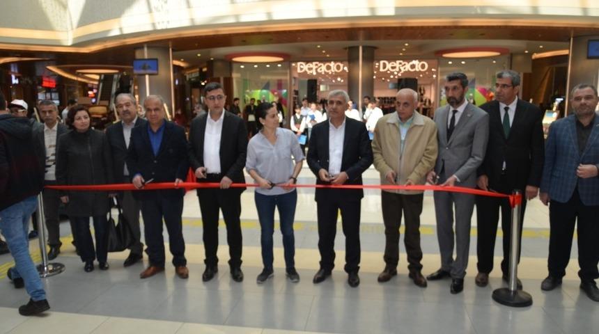 Yetiştirme yurdunda kalan &ccedil;ocuklardan sergi