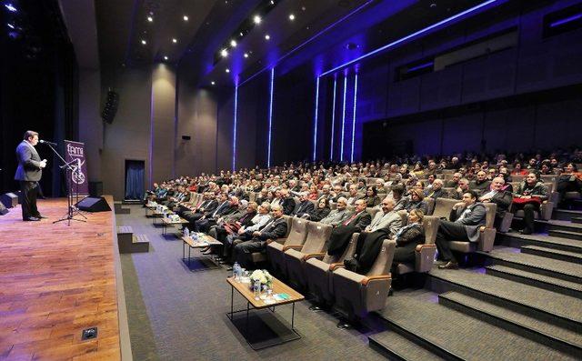 ŞSM’deki imza günü ve konsere yoğun ilgi