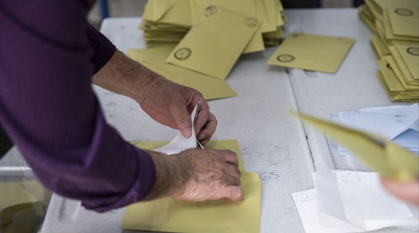 Kartal ve Kadıköy'de bazı sandık görevlileri hakkında soruşturma 