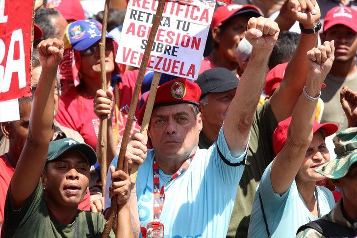  Maduro 'diyaloğa', Guaido 'sokağa' çağırdı G5