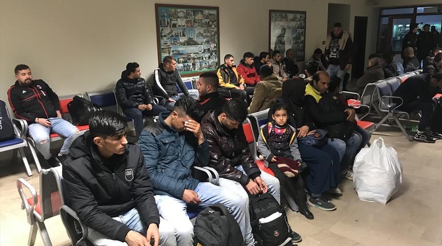 S&ouml;ylentiyi duyan Edirne'de sınıra koştu! Y&uuml;zlerce kişi yakalandı