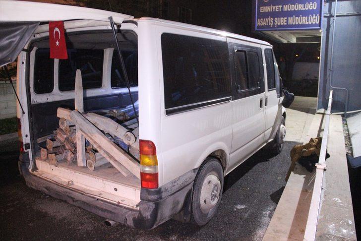 İnşaat iskelesini çalmaya çalışırken yakalandılar G1