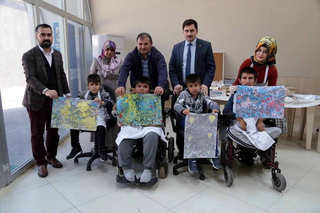 Devletin şefkat eliyle yaşama tutunuyorlar 